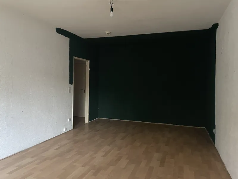 1 Zimmer Wohnung mit Balkon und Wannenbad — photo 1
